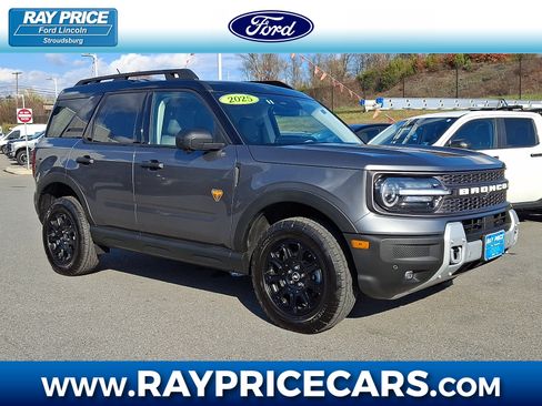 Certified 2025 Ford Bronco Sport Badlands AWD/4WD image 1