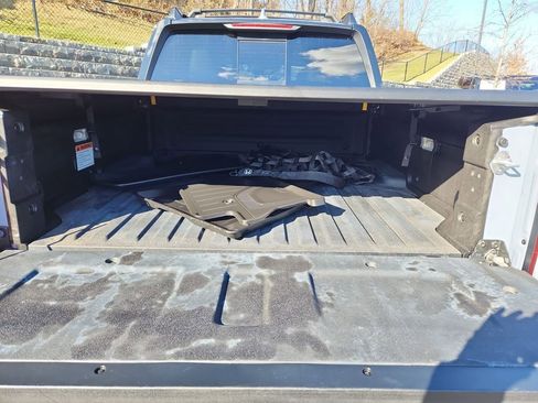 Used 2024 Honda Ridgeline Black Edition image 13