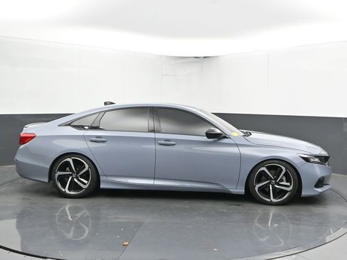 Used 2021 Honda Accord Sport image 12
