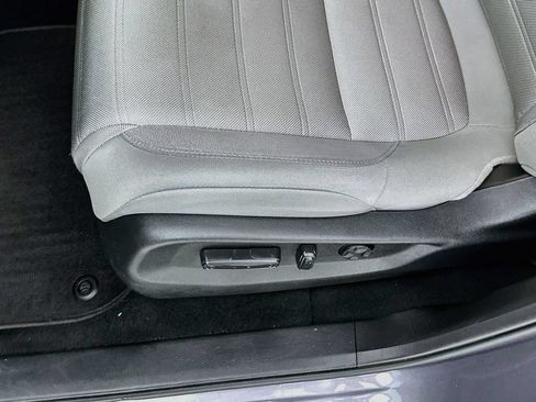Used 2022 Honda CR-V EX image 9