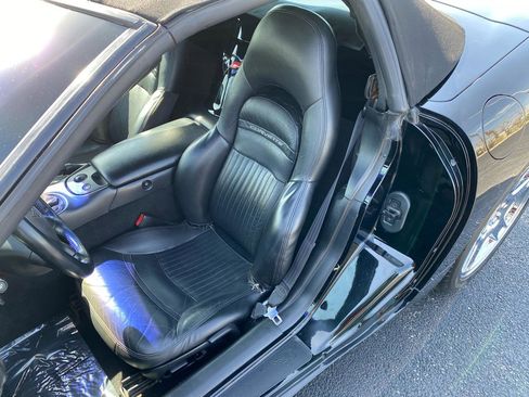 Used 1999 Chevrolet Corvette Convertible w/ Memory Pkg image 25