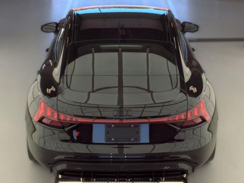 Used 2024 Audi RS e-tron GT w/ Carbon Performance Package AWD/4WD image 5