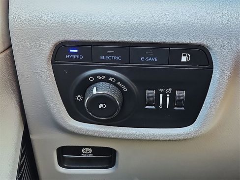 Used 2022 Jeep Grand Cherokee Overland image 27