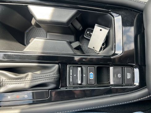 Used 2025 Honda Accord Touring image 32