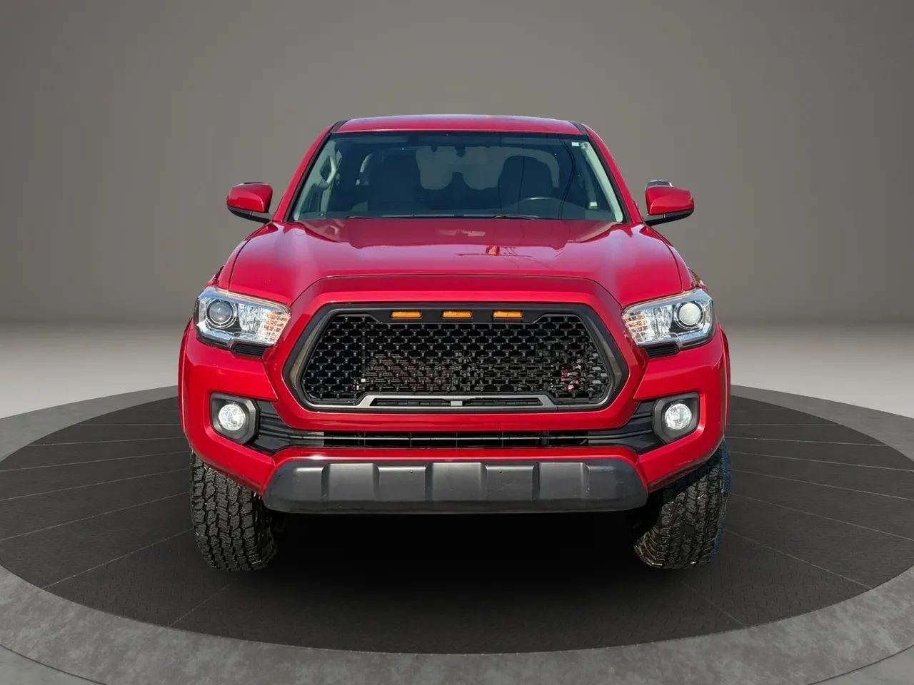 Used 2017 Toyota Tacoma SR5 w/ Tow Package AWD/4WD image 8