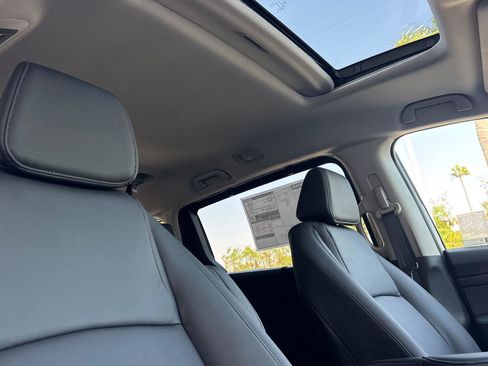 New 2026 Honda Odyssey EX-L image 16