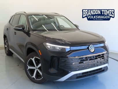 New 2025 Volkswagen Tiguan SE