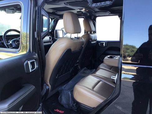 Used 2020 Jeep Gladiator Rubicon AWD/4WD image 12