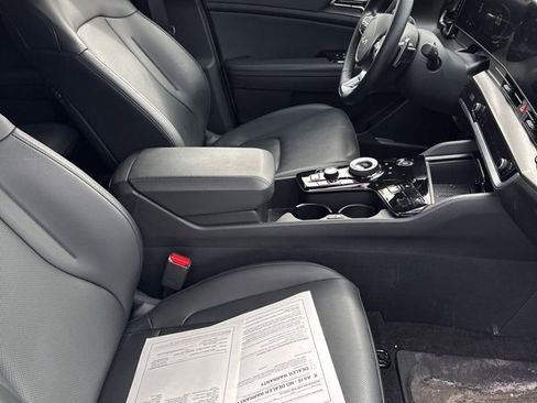 Used 2025 Kia Sportage EX w/ EX Premium Package image 11