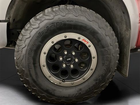 Used 2014 Ford F150 Raptor w/ Equipment Group 801A Luxury image 21