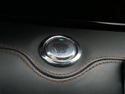 Used 2024 Lincoln Navigator Black Label AWD/4WD image 27