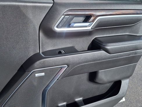 Used 2022 GMC Sierra 1500 SLT w/ SLT Premium Plus Package image 29