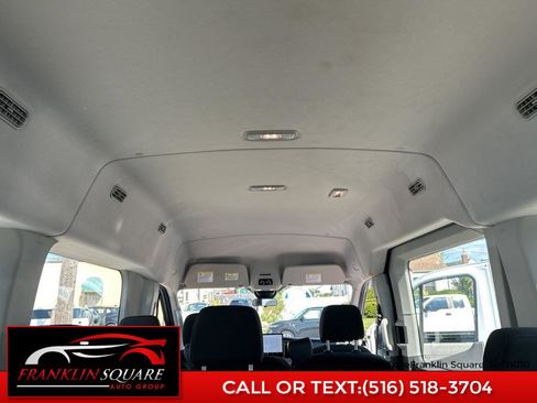 Used 2022 Ford Transit 350 XLT image 37