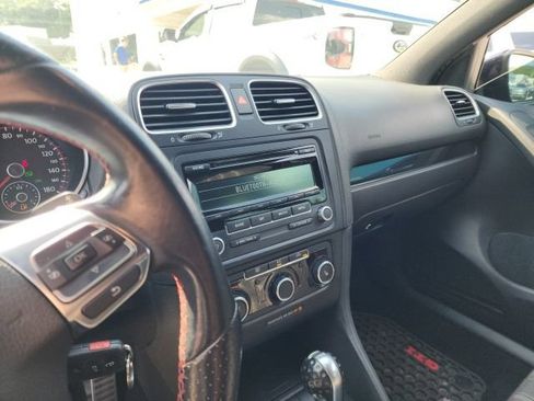 Used 2014 Volkswagen GTI Wolfsburg Edition FWD image 27