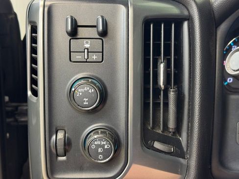 Used 2017 Chevrolet Silverado 1500 LT w/ All Star Edition image 25