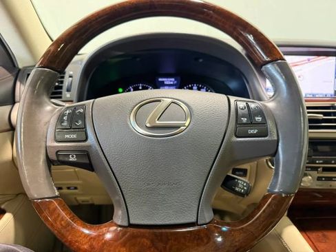 Used 2014 Lexus LS 460 w/ Comfort Package RWD image 15
