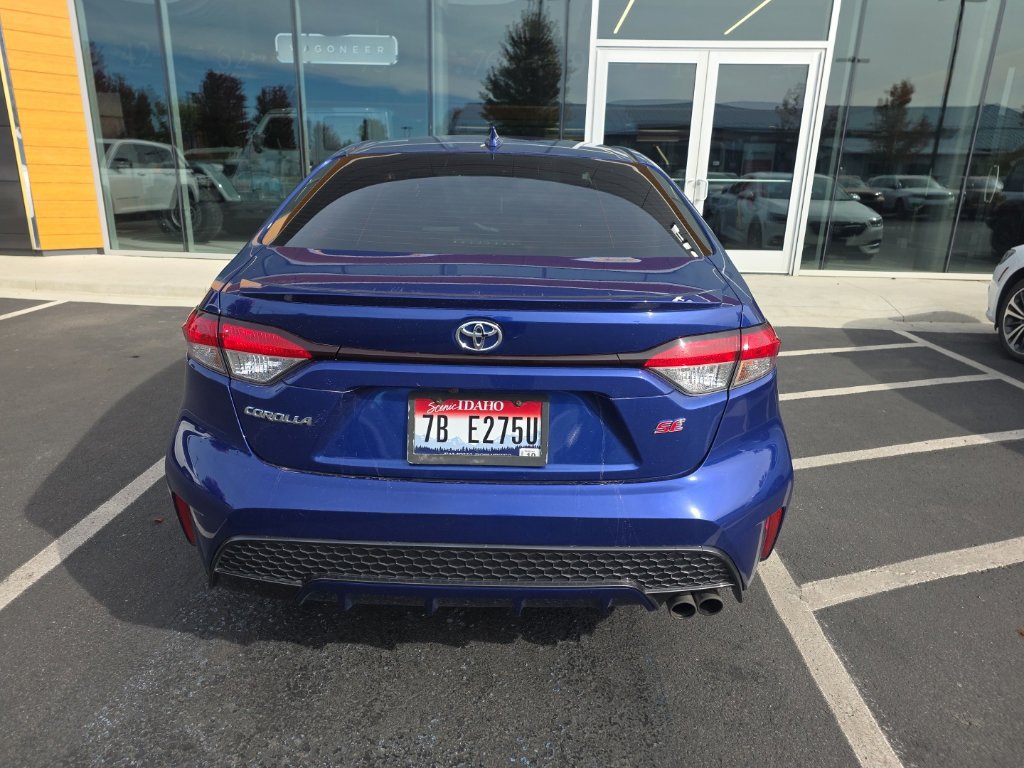 Used 2021 Toyota Corolla SE w/ SE Premium Package FWD image 5