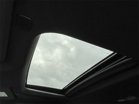 Certified 2024 Chevrolet Silverado 1500 ZR2 w/ Technology Package image 20