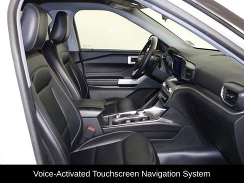 Used 2021 Ford Explorer XLT w/ Equipment Group 202A image 17