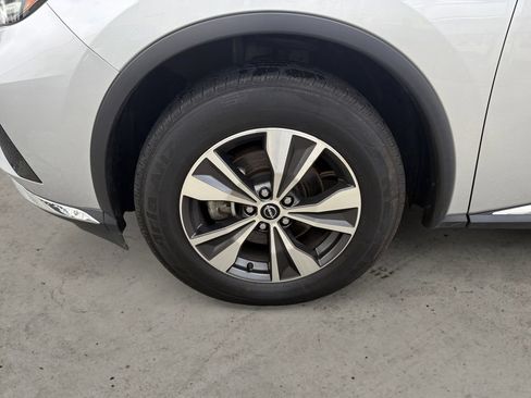 Used 2023 Nissan Murano S AWD/4WD image 14