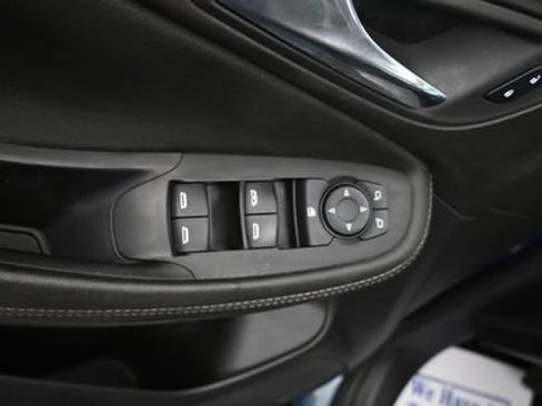 Used 2024 Buick Encore GX Preferred FWD image 11