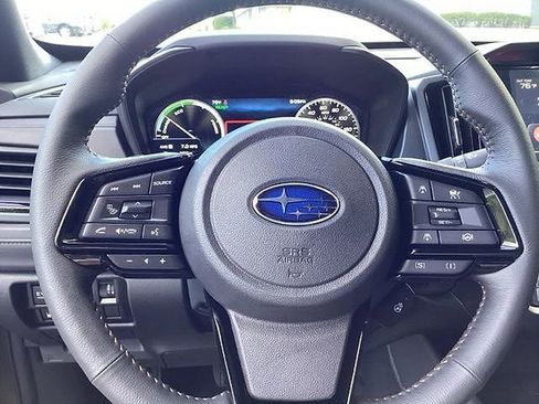 Used 2025 Subaru Forester Touring w/ Touring Package image 18