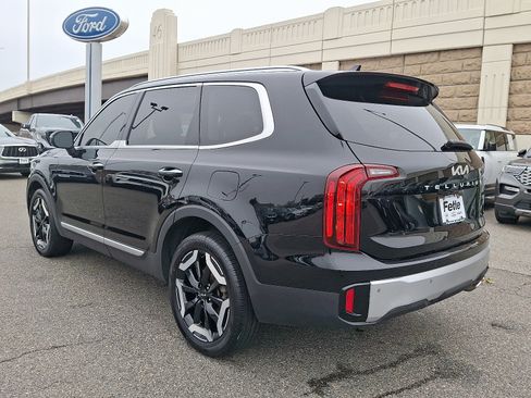 Used 2023 Kia Telluride S w/ S Sunroof Package image 6