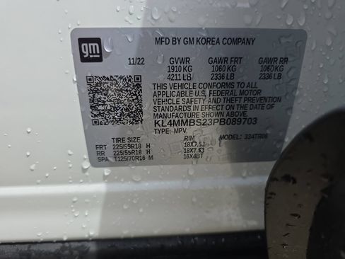 Used 2023 Buick Encore GX Preferred w/ Cold Weather Comfort Package FWD image 32