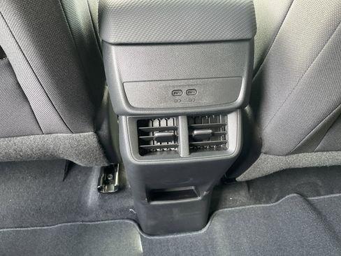 New 2026 Chevrolet Equinox LT image 32