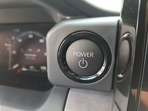 New 2025 Toyota Tacoma Trailhunter image 27