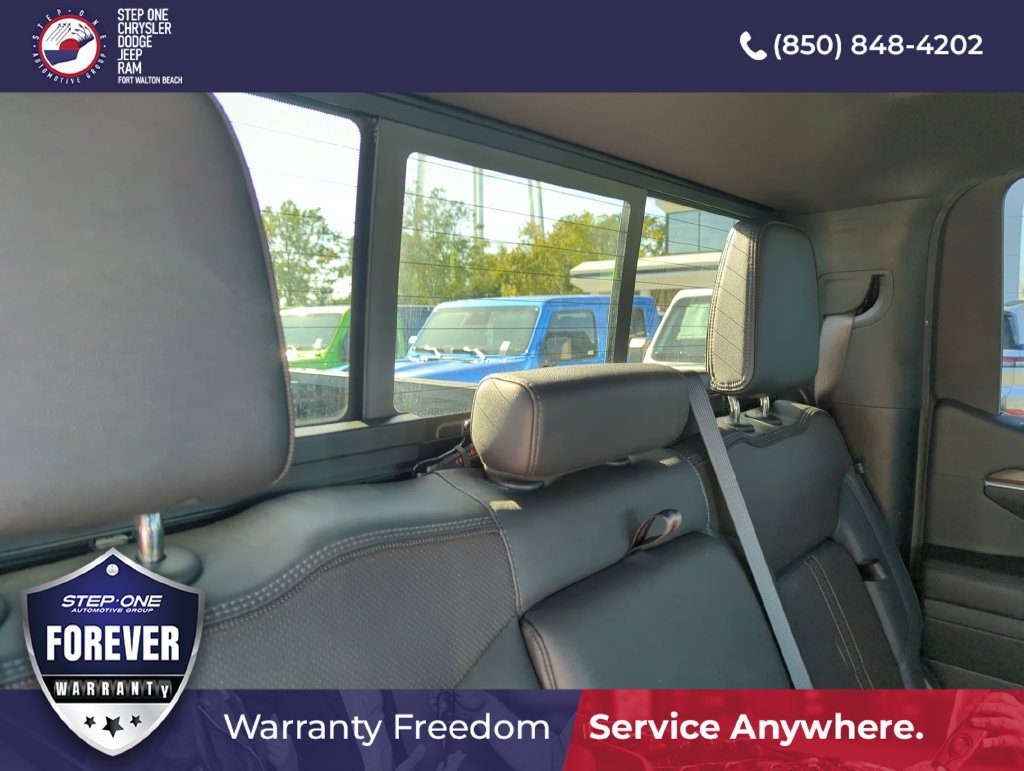 Used 2024 Chevrolet Silverado 1500 High Country AWD/4WD image 31