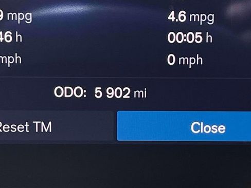 Used 2026 Volvo XC60 B5 Plus w/ Protection Package Premier AWD/4WD image 35