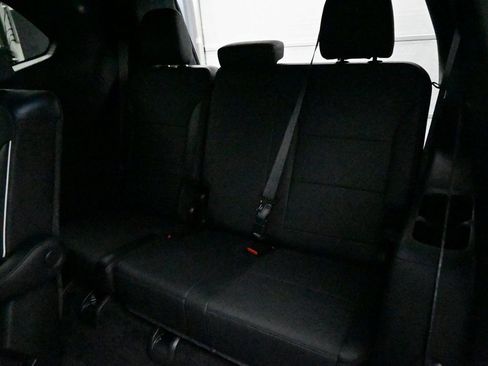 Used 2025 Buick Enclave Preferred image 23