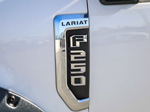 Used 2022 Ford F250 Lariat w/ Lariat Ultimate Package image 28