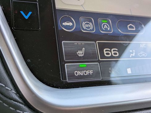 Used 2023 Subaru Outback Premium image 40