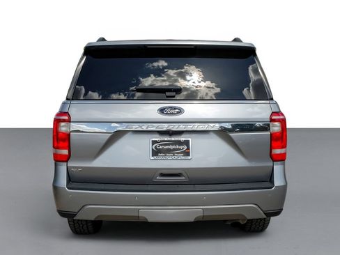 Used 2020 Ford Expedition XLT w/ Equipment Group 202A AWD/4WD image 8