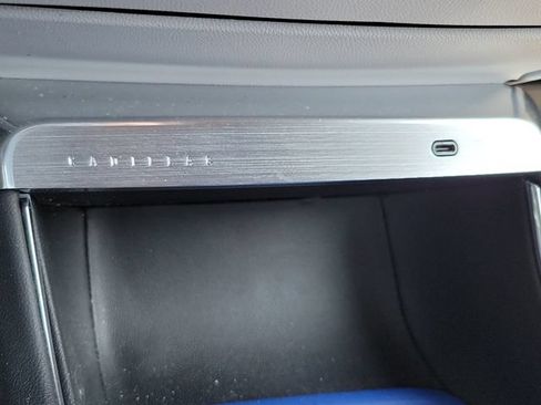 Certified 2024 Cadillac Lyriq Luxury AWD/4WD image 27
