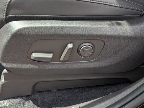 Certified 2026 Kia Carnival FWD image 20