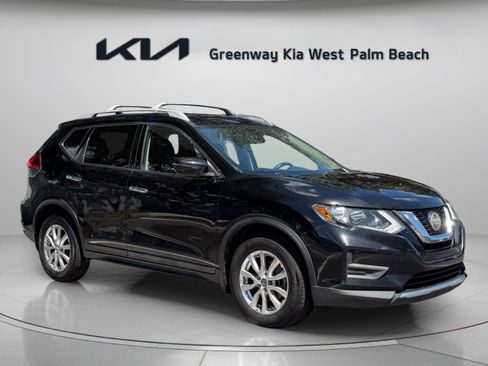 Used 2019 Nissan Rogue S w/ Special Edition Package FWD image 1