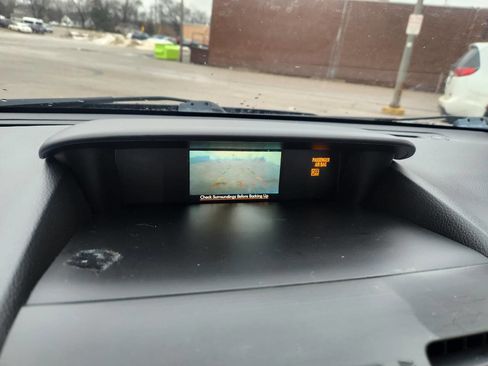 Used 2014 Subaru Forester 2.5i Premium w/ All-Weather Package image 28