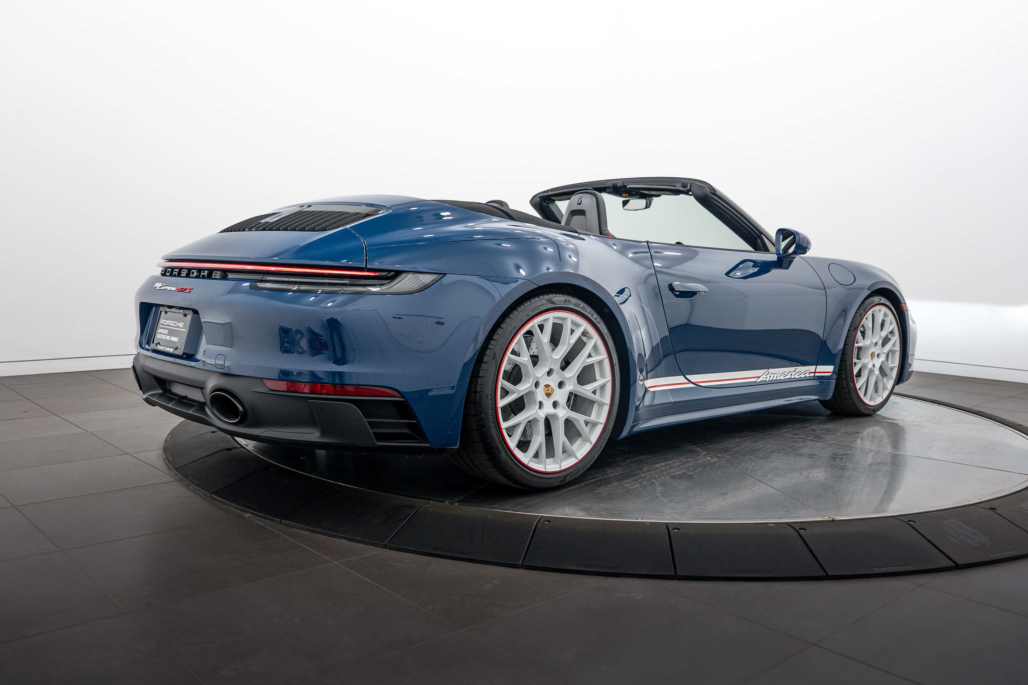 Certified 2023 Porsche 911 Carrera GTS RWD image 7