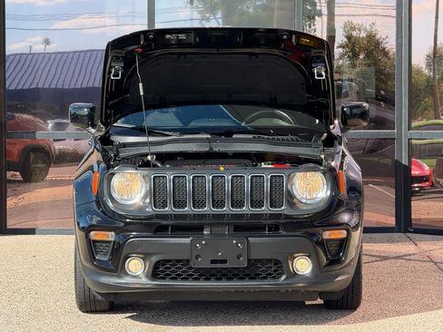 Used 2019 Jeep Renegade Latitude w/ UConnect 8.4 Nav Group image 22