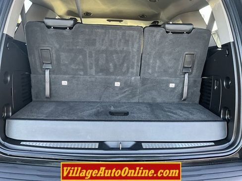 Used 2019 Chevrolet Tahoe LT w/ Z71 Midnight Edition image 24