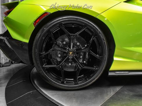 Used 2025 Lamborghini Revuelto AWD/4WD image 50