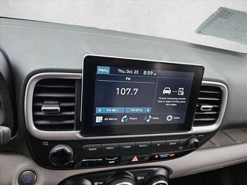 New 2026 Hyundai Venue SEL image 14