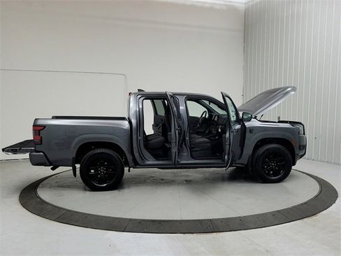 New 2026 Nissan Frontier SV w/ Tow Package image 16