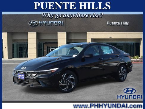 New 2025 Hyundai Elantra SEL image 1