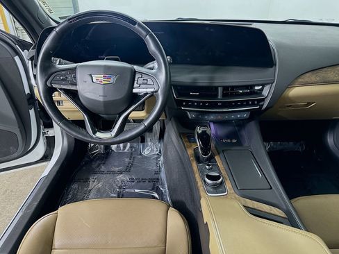 Used 2025 Cadillac CT5 Premium Luxury image 17