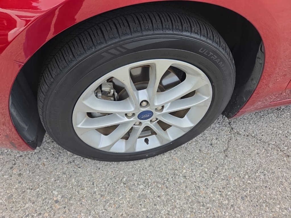 Used 2019 Ford Fusion Energi Titanium FWD image 9