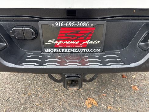 Used 2017 Toyota Tacoma TRD Off-Road image 28